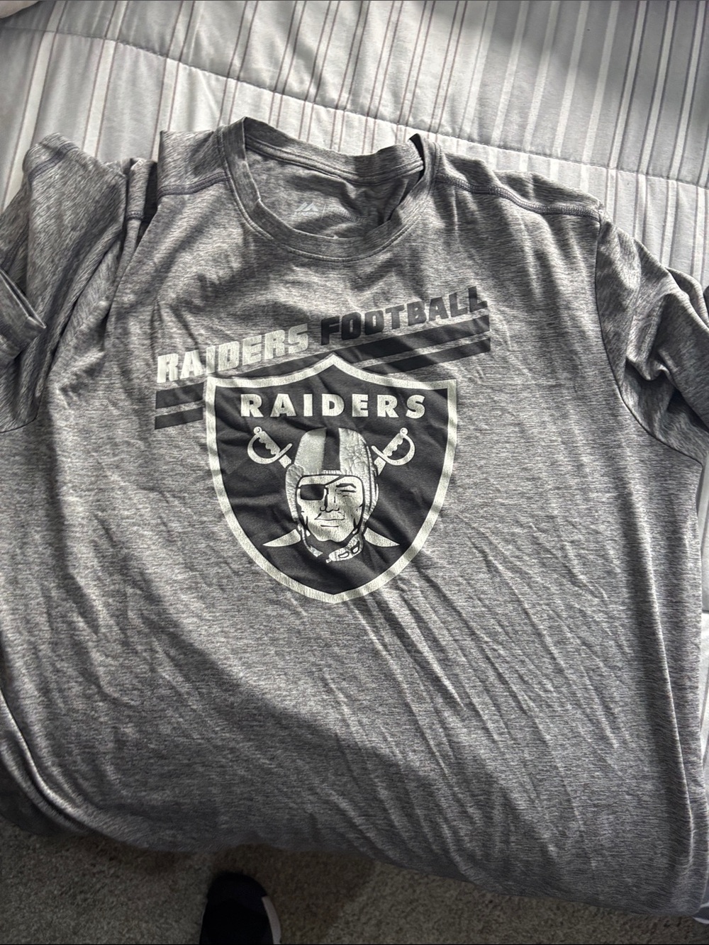 Raiders Football Gray Graphic Tee